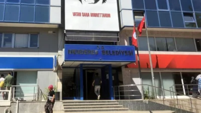 Menderes Belediyesi, ekonomik zorlukları aşmak için elindeki 17 taşınmazı satışa