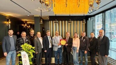 İzmir iş dünyasının önde gelen isimlerinden Koçali Al, 53 yıllık