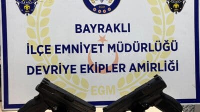 İzmir'in Bayraklı ilçesinde gerçekleştirilen denetimlerde, 175 dosyadan aranan ve hakkında