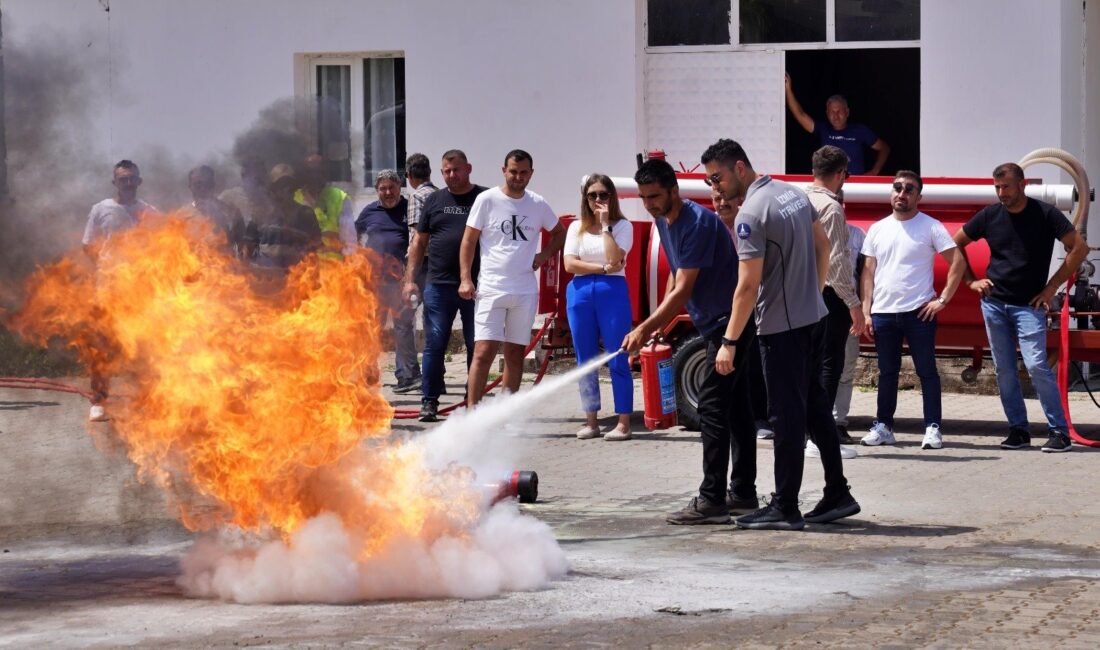 İzmir Büyükşehir Belediyesi, yangın riskine karşı kentteki işletmeleri titizlikle denetliyor.