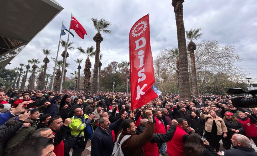 İzmir Büyükşehir Belediyesi’nde TİS görüşmeleri kapsamında 13 madde görüşülüp, 8