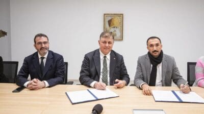 İzmir Büyükşehir Belediye Başkanı Dr. Cemil Tugay, Tüm Belediye ve