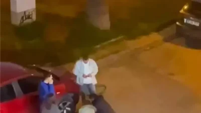 İzmir’in Karşıyaka ilçesinde dün saat 19.30 sularında yan baktığı gerekçesiyle