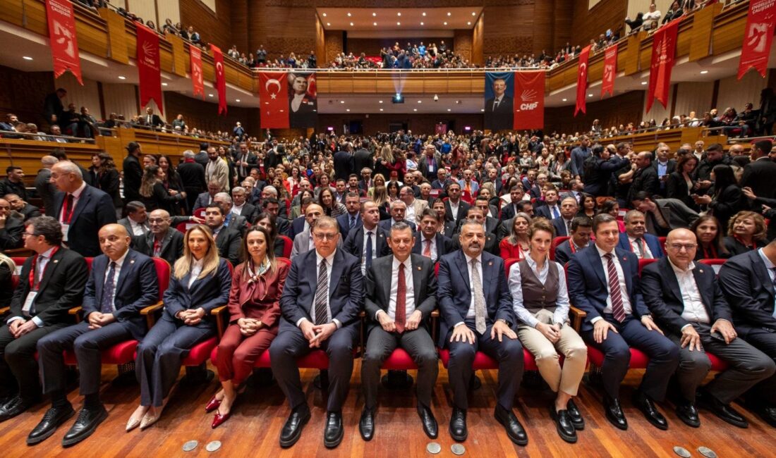 CHP Genel Başkanı Özgür Özel, İzmir Büyükşehir Belediye Başkanı Dr.