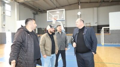 Menderes Belediyesi, Başkan İlkay Çiçek’in başlattığı yenileme seferberliği ile Gümüldür
