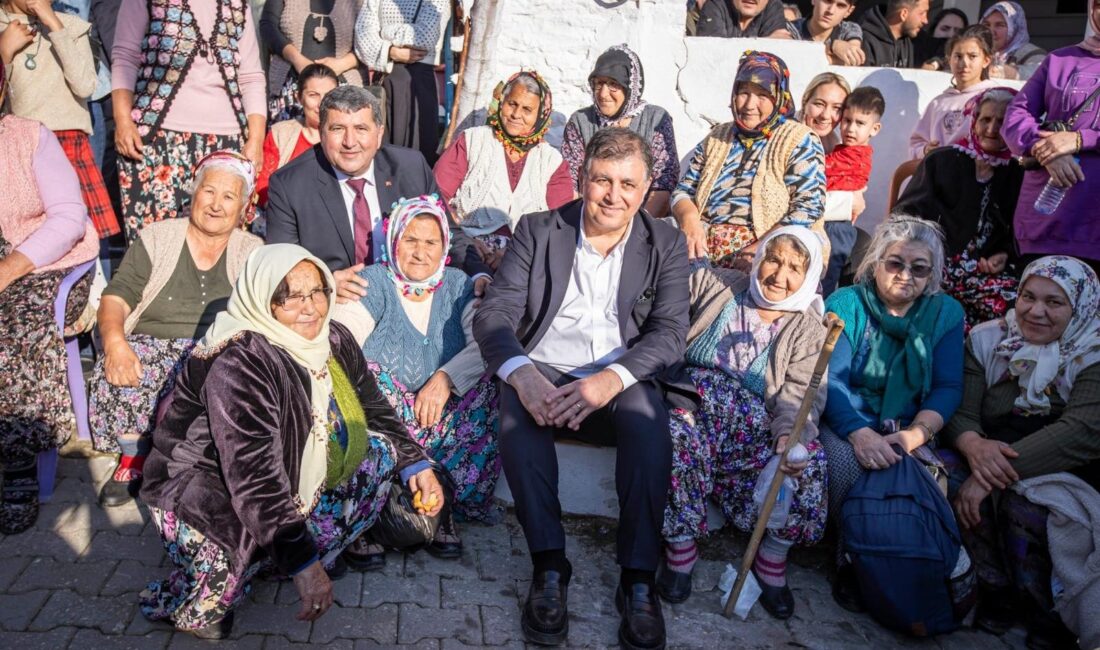 Çiçeğin başkenti Bayındır'da düzenlenen 4. Turan Nergis ve Kuru Çiçek