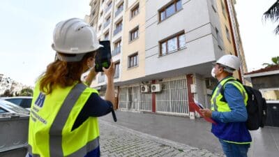 İzmir Büyükşehir Belediyesi’nin yapı envanteri çalışmaları kapsamında Bayraklı ve Bornova’daki