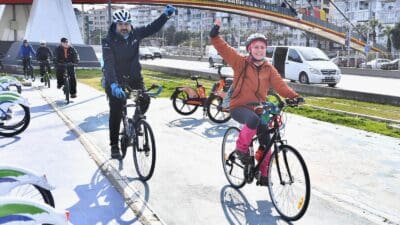 İzmir Büyükşehir Belediyesi’nin sporu ve sağlıklı yaşamı kente yayma hedefiyle