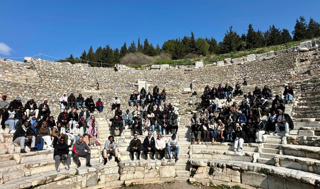 İzmir Büyükşehir Belediyesi, Gambiyalı öğrencileri 3 günlük etkinlik programı boyunca