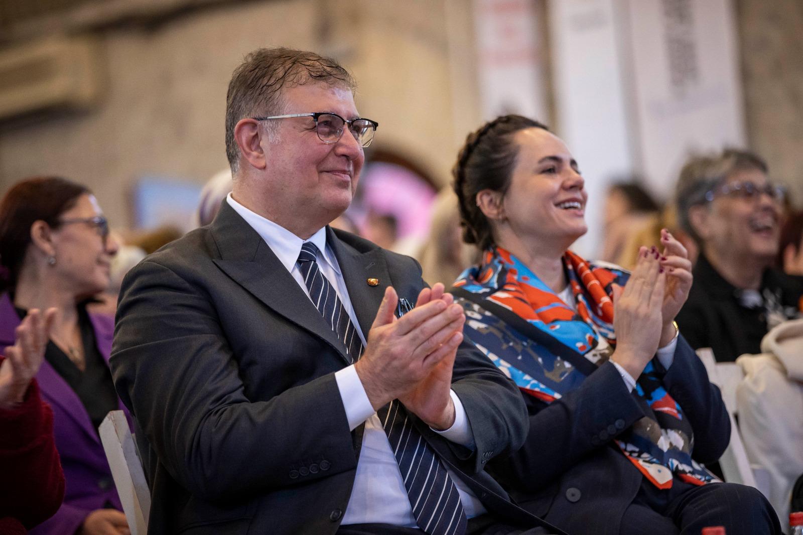 İzmir Büyükşehir Belediye Başkanı Dr. Cemil Tugay, Türk Medeni Kanunu’nun