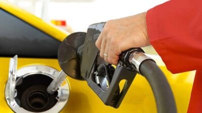 Brent petrol fiyatları, döviz kuru hareketliliği ve vergi düzenlemeleri nedeniyle