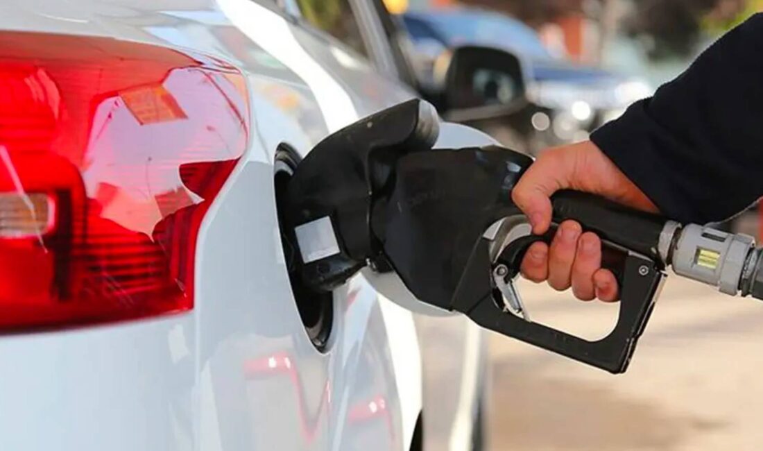 Akaryakıt fiyatlarında dalgalanmalar devam ederken, bu kez sürücülere sevindirici bir