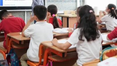 Ankara'da özel bir okulda 2. sınıfa devam eden kızının eğitim