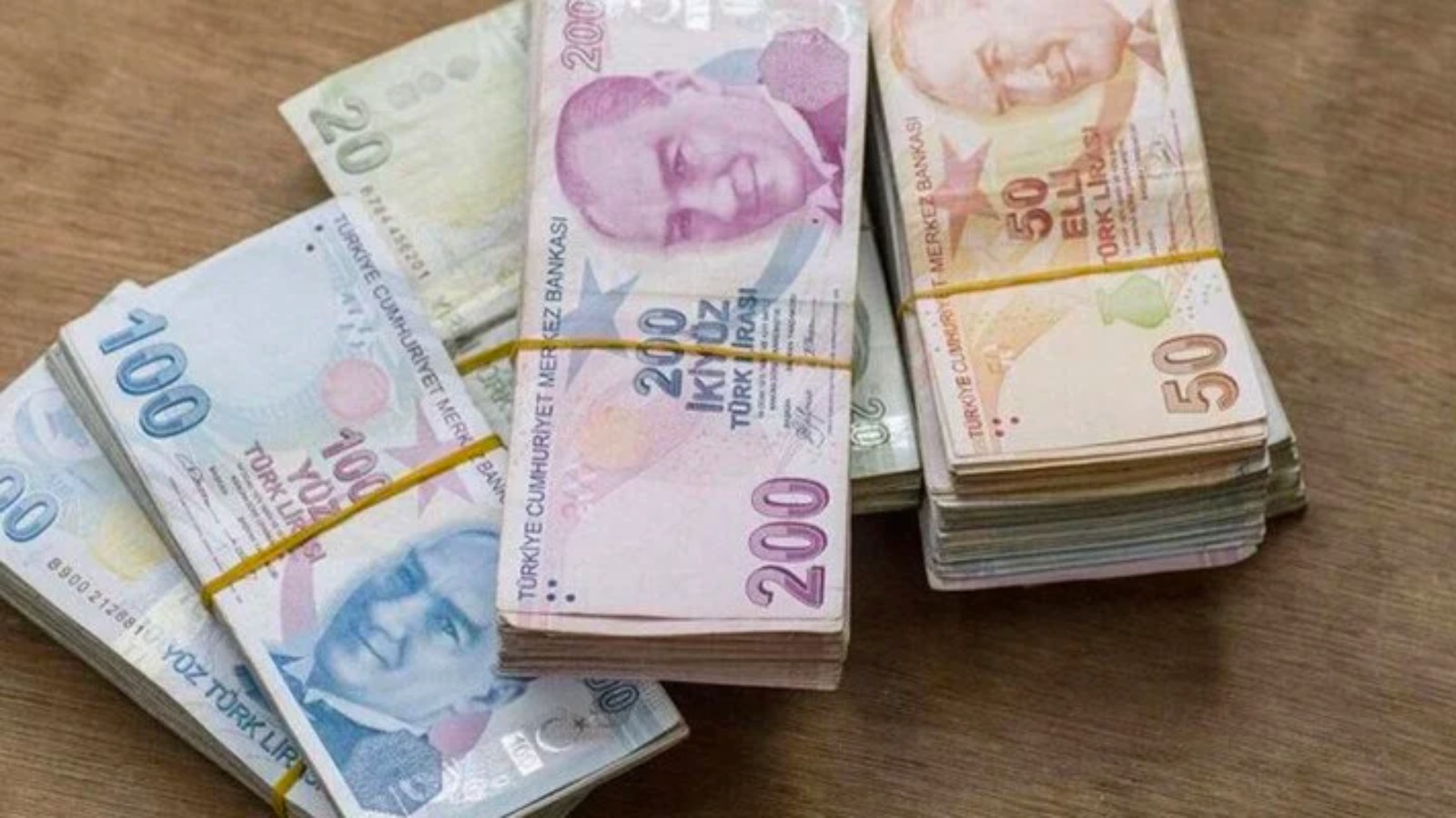Aile ve Sosyal Hizmetler Bakanı Mahinur Özdemir Göktaş, toplam 6,8