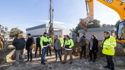 İzmir Büyükşehir Belediyesi İZSU Genel Müdürlüğü, kent merkezinde yer alan