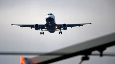 Fransa’da Paris’ten Fort-de-France’a gitmek üzere havalanan bir Boeing 777-300ER tipi