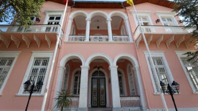 Buca Belediyesi, ilçenin tarihi ve kültürel mirasını yansıtan nesnelerin yer
