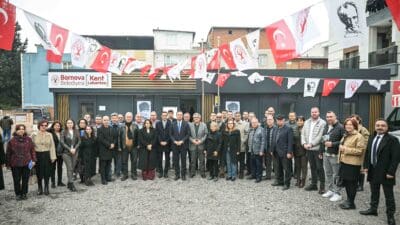 Bornova Belediyesi, sosyal belediyecilik anlayışıyla hayata geçirdiği Kent Lokantaları’na bir