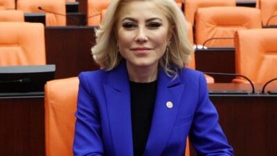 AK Parti İzmir Milletvekili Şebnem Bursalı, 6 Şubat 2023 depremlerinin
