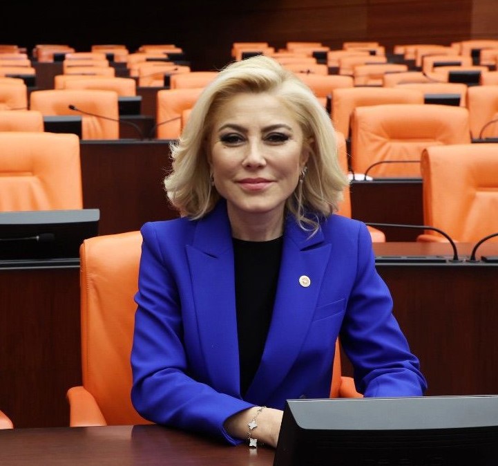 AK Parti İzmir Milletvekili Şebnem Bursalı, 6 Şubat 2023 depremlerinin