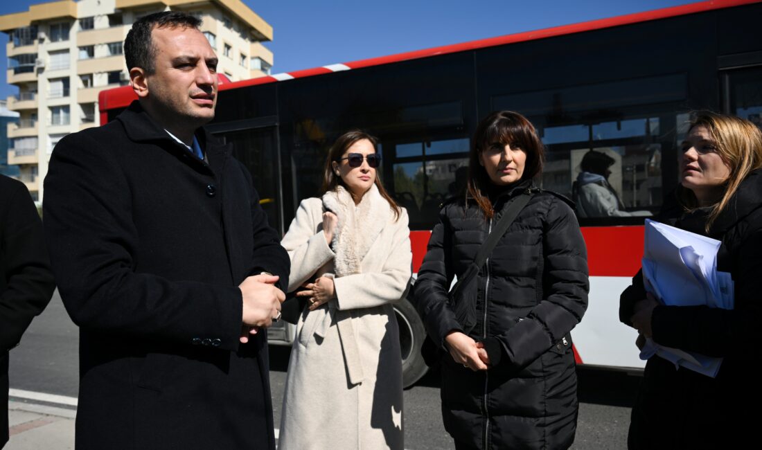  

Bornova Belediye Başkanı Ömer Eşki, İzmir Büyükşehir Belediyesi Ulaşım