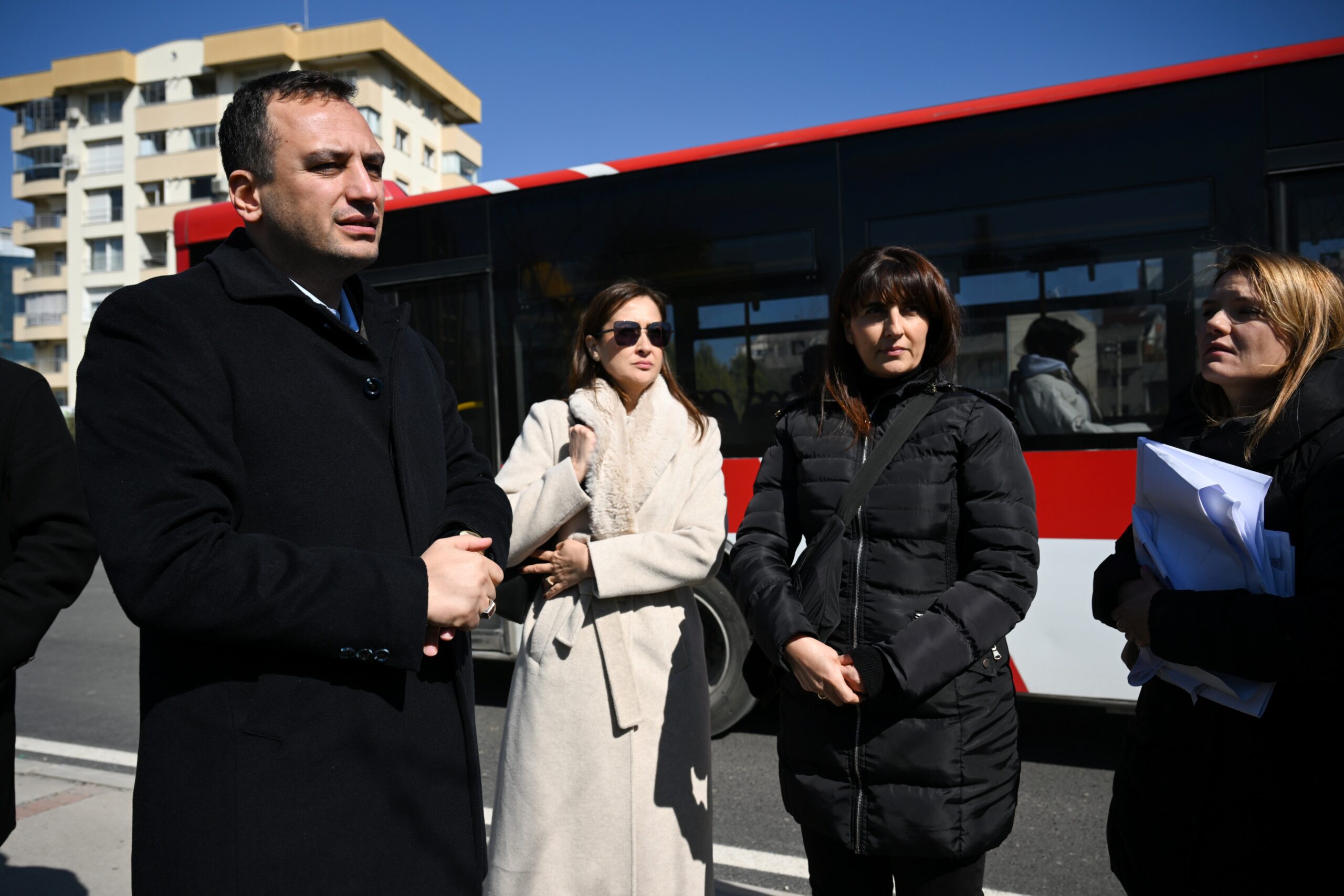  

Bornova Belediye Başkanı Ömer Eşki, İzmir Büyükşehir Belediyesi Ulaşım