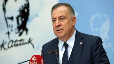 Ege Denizi'nde art arda meydana gelen depremler ve tsunami riskine