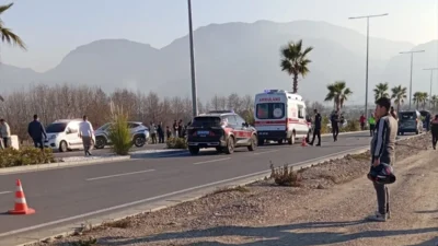 Denizli’nin Pamukkale ilçesinde meydana gelen trafik kazasında, 17 yaşındaki motosiklet
