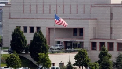 ABD ve Rusya heyetleri İstanbul'da bir araya gelirken, Putin'den umut
