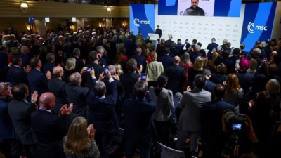 Münih Güvenlik Konferansı’nda konuşan Ukrayna Devlet Başkanı Volodimir Zelenski, Rusya