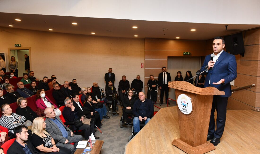 Çiğli Belediyesi tarafından düzenlenen Engelsiz Yaşam Forumu’nda engelli bireylerin hakları,