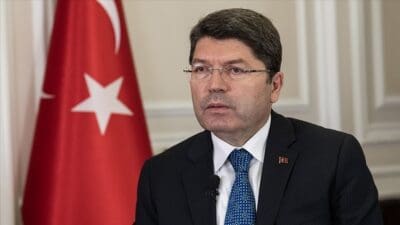 Adalet Bakanı Yılmaz Tunç, CHP kurultayına yönelik “şaibe” iddiasıyla başlatılan