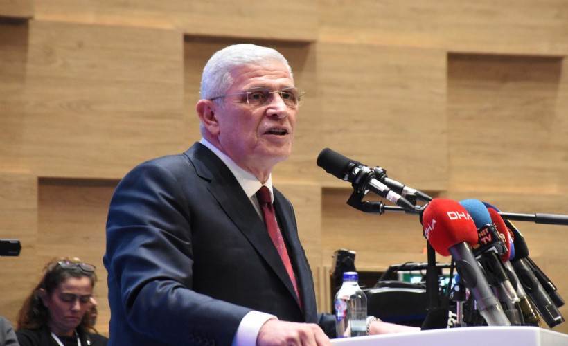 İYİ Parti Genel Başkanı Müsavat Dervişoğlu, İzmir’de partisinin Genişletilmiş İl