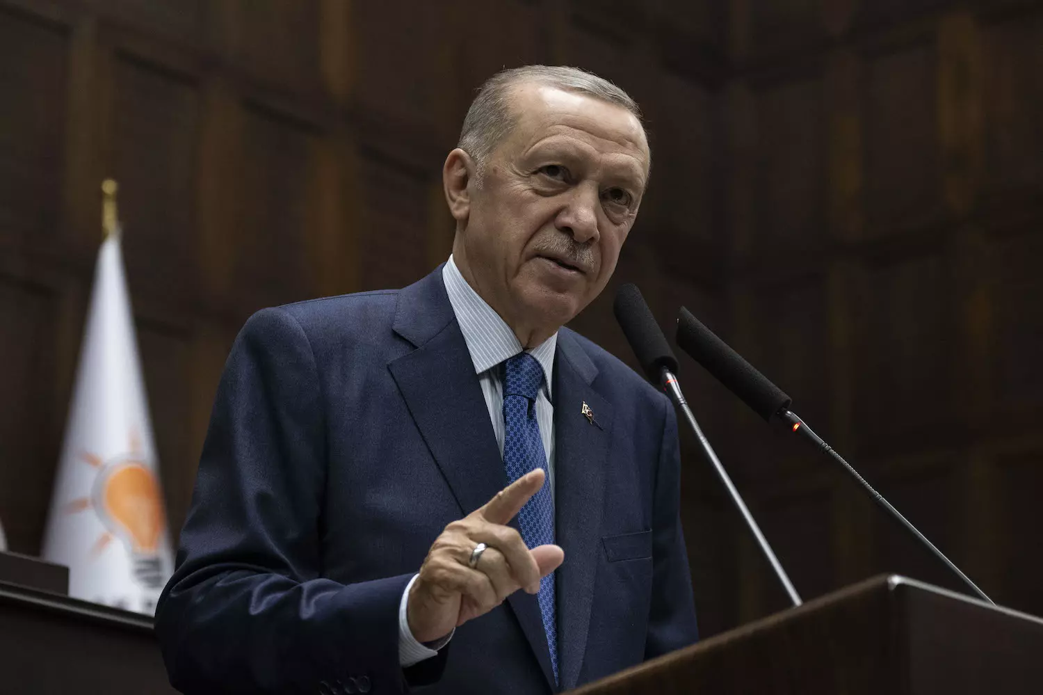 Erdoğan CHP'de kurultayına başlatılan soruşturmaya ilişkin, "Konu yargıda bizi dahil