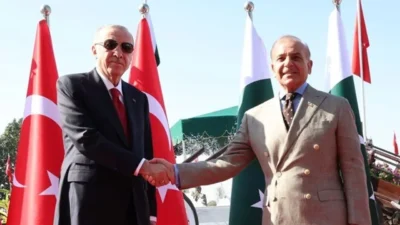 Cumhurbaşkanı Recep Tayyip Erdoğan, resmi temaslarda bulunmak üzere Pakistan’a gitti.