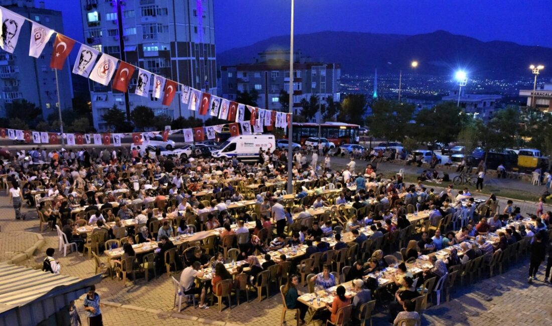 Bornova Belediyesi, Ramazan ayı boyunca her gün 1.000 kişiye iftar