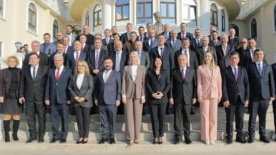 CHP'li il belediye başkanları, Edirne'de düzenlenen toplantının ardından yayımladıkları sonuç