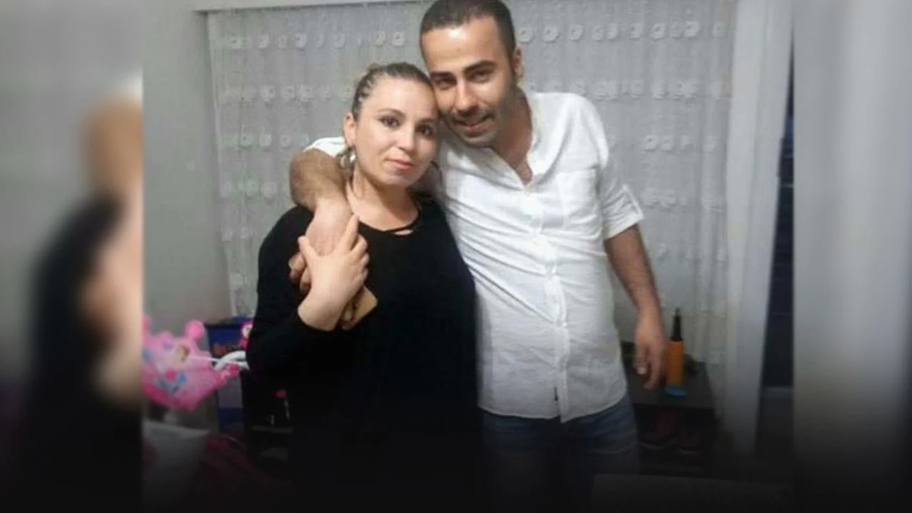 İzmir'in Karabağlar ilçesinde, 9 Aralık 2020'de eski eşi Fulya Öztürk’ü