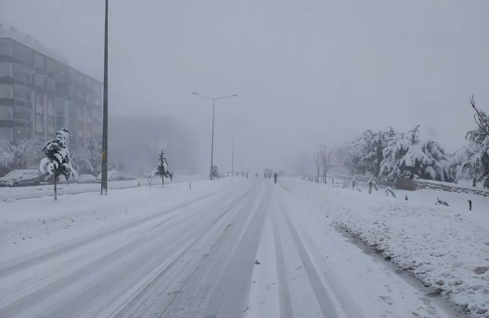 Türkiye genelinde etkili olan soğuk hava ve kar yağışı, özellikle