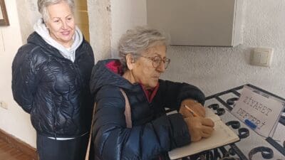 Bornova Belediyesi’nin sanat hayatına kazandırdığı Galeri Hamam Sanat, sanatseverleri Türk