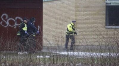 İsveç'in Örebro kentindeki Risbergska Okulu'nda bugün meydana gelen silahlı saldırıda