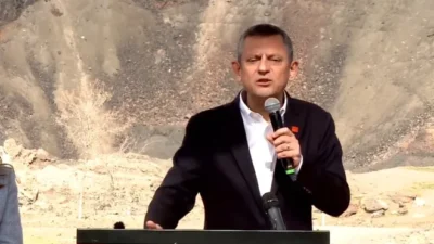 CHP Genel Başkanı Özgür Özel, Manisa’da yaptığı açıklamada, partilerine yönelik
