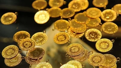 Haftanın son işlem gününe piyasalar dalgalı bir başlangıç yaptı. 