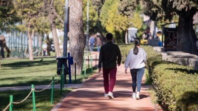 İzmir Büyükşehir Belediyesi’nin Hasanağa Bahçesi’nde başlattığı yenileme çalışmalarında sona gelindi.