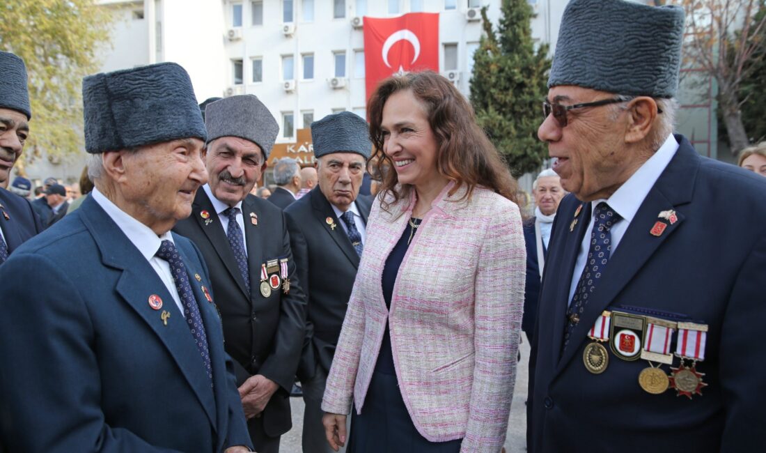 Karşıyaka Belediye Başkanı Yıldız Ünsal, 18 Mart Çanakkale Zaferi’nin 110.