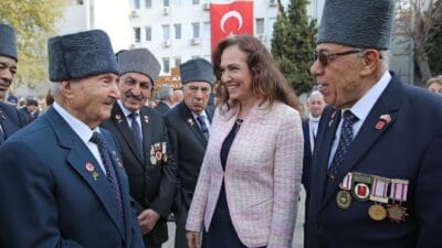 Karşıyaka Belediye Başkanı Yıldız Ünsal, 18 Mart Çanakkale Zaferi’nin 110.