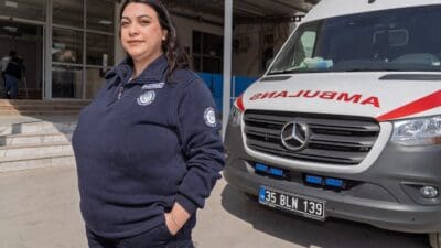 İzmir Büyükşehir Belediyesi Eşrefpaşa Hastanesi Ambulans Servisi paramedikleri, 22-28 Mart