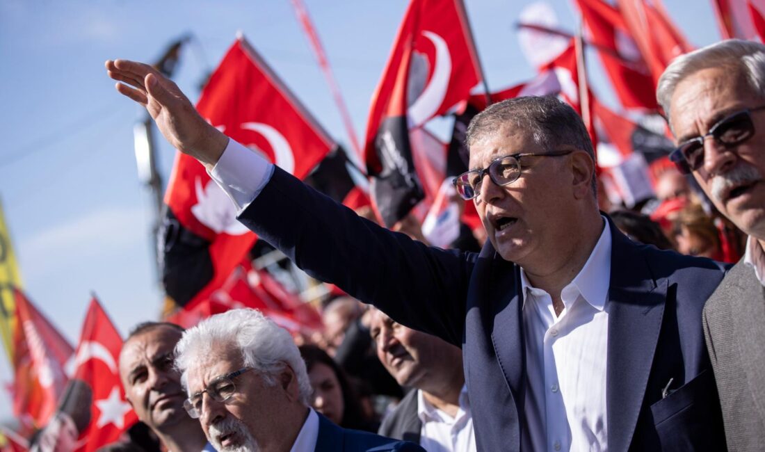 İzmir Büyükşehir Belediye Başkanı Dr. Cemil Tugay,  Cumhuriyet Halk Partisi'nin 