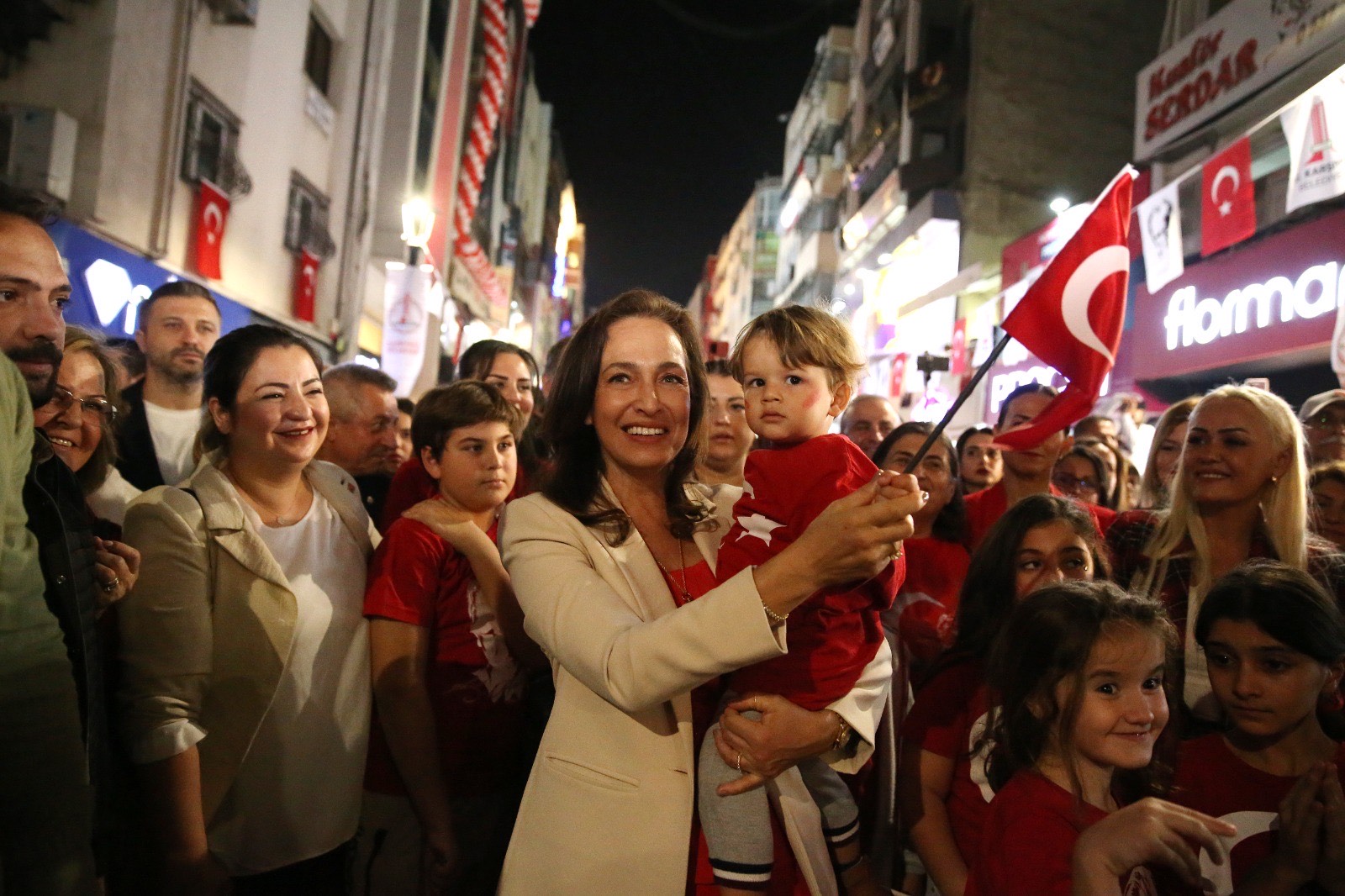 Geri dönüşüm bilincini yaygınlaştırmaya yönelik çalışmalarına çocukları da dahil eden
