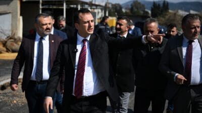 CHP İzmir İl Başkanı Şenol Aslanoğlu, Bornova Belediye Başkanı Ömer